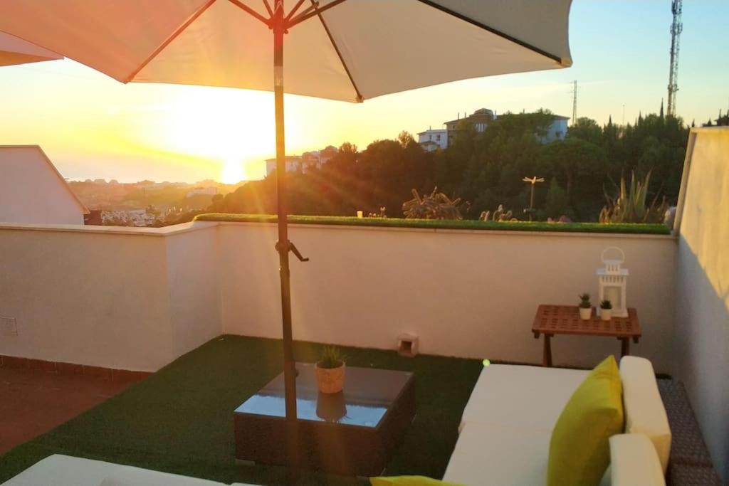 Chill Out Place For 4 In Benalmadena Pueblo Exteriör bild